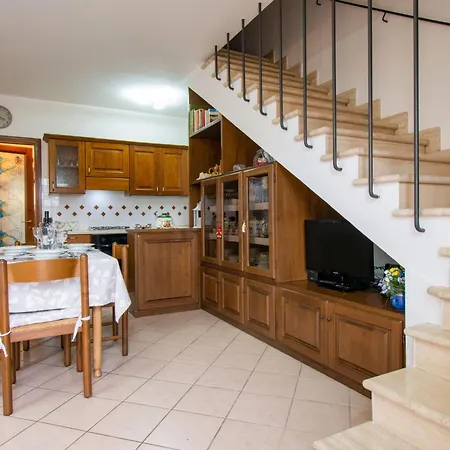 Delfina By Interhome بيت للعطل Montopoli in Val dʼArno