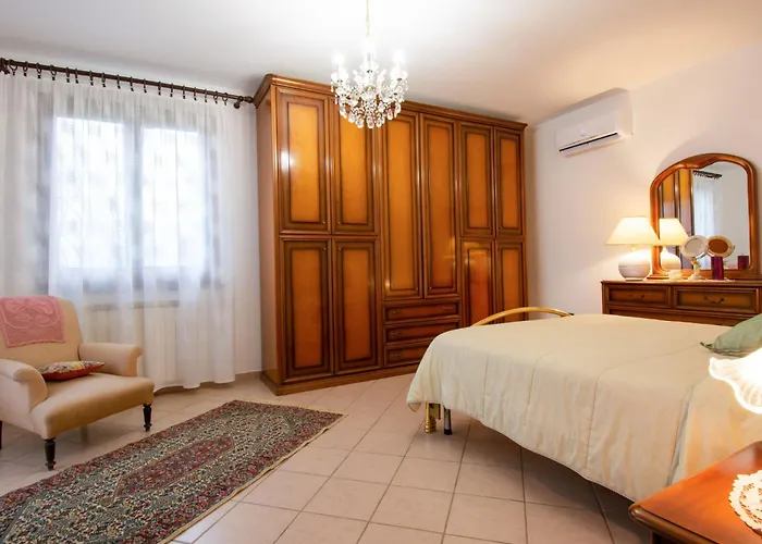بيت للعطل Delfina By Interhome Montopoli in Val dʼArno